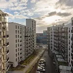 Zdziechowskiego Spacious Apartment With Parking By Renters