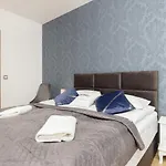 Praga Modern Apartment Lukowska By Renters