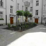 1 Syp, Kawa Vertuo, Kosmetyki Ada, 3 Min Metro Wilenska, By Visitwarsaw Apartments