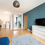 Praga-Poludnie Blue Studio