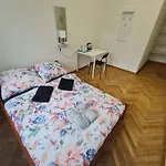 Fantastic Waw - O13 Room F