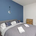 Business Apartment Wola With Parking Place By Noclegi Renters