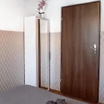Clicktheflat Piekna Center Apart Rooms