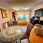 Warsaw Garden Apartment 70M2
