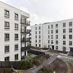 Targowek Pet-Friendly Apartment With Parking By Renters