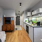 Shortstaypoland Wolska