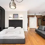 Praga Targowa Modern Apartment