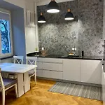 Project Comfort Apartament Radna 13/8 Powisle