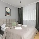 Stylish Apartment Heart Of Warsaw By Noclegi Renters