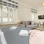 Filtrowa Corner - Luxurious Apartments Stara Ochota By Renters