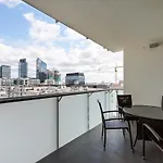 Rondo Daszynskiego 10Th Floor Apartment