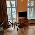 Luxury Apartment In The City Center , Wi-Fi - By Hik Apartments