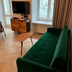 Luxury Apartment In The City Center , Wi-Fi - By Hik Apartments