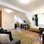 Nowy Swiat Modern Vintage Apartment