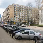 Srodmiescie Homely Apartment