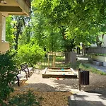 Spacious Two-Bedroom Condo,Big Balcony,Freeparking