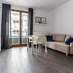 Golden Apartments Warsaw - Bright And Modern Apartments -Premium Building In Top Location- Solidarnosci
