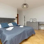 Warsaw Old Town Apartment By Noclegi Renters