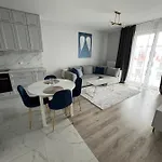 Zyczliwa Apartment