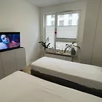 Apartament 4 Bed 2 Room Warsaw
