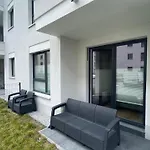 Apartament 4 Bed 2 Room Warsaw