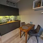 Lochowska 12 Apartament Na Antresoli
