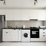 Witolinska White & Black Apartment