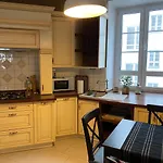 Poznanska Street Apartment