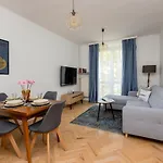 Tasteful Apartment In Warsaw City Center By Noclegi Renters