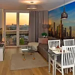 City Center-Comfortable And Stylish Apartment- P2