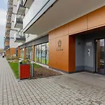 Wlochy Borsucza Modern Apartment By Noclegi Renters