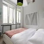 Glogowa Bricks Apartment