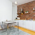 Warsaw City Centre Apartment Poznanska With Air-Conditioning By Noclegi Renters
