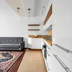 Malborska Metro Kondratowicza Apartment
