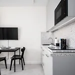 Warsaw Apartments Wiktoryn