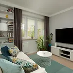 Cosy & Homely Two-Room Apartment By Renters