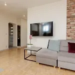 Warsaw City View Apartment With 2 Bedrooms & Ac By Noclegi Renters