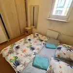 10Q - Z6 Apartment 305