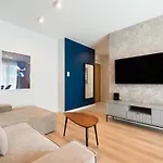 Kasprzaka Blue Comfort Apartment