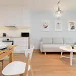 Cozy & Sunny Studio For 4 Guests Kolejowa Warsaw By Noclegi Renters