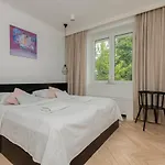 Trendy Apartment Marszalkowska With City View Near Ogrod Saski By Noclegi Renters