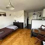 Uroczy Apartament Blisko Centrum