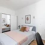 Superapart Nowolipki 23, Unwind In Urban Chic Apartament