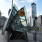 Panska, Metro Onz