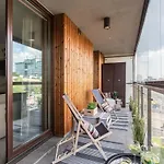 Superapart Towarowa 35