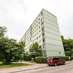 Ochota Standard Apartment