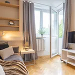 Golden Apartments Warsaw - Cozy And Bright Apartment In The City Center- Zamenhofa