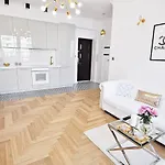 Premium Place In The Centre, Wi-Fi - By Hik Apartments