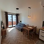 Warsaw-Aparts Sokratesa
