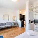 Cutest Studio With Best Location